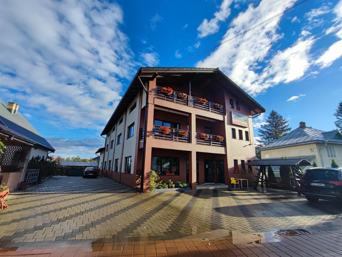 Enigma Bucovinei Otel Vicovu de Jos Dış mekan fotoğraf