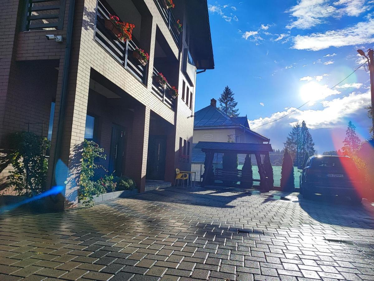 Enigma Bucovinei Otel Vicovu de Jos Dış mekan fotoğraf