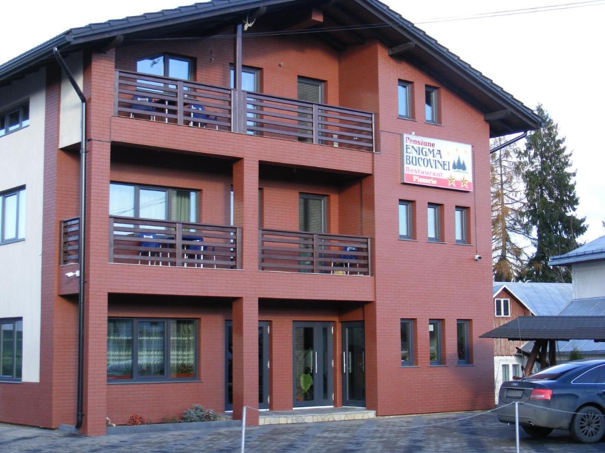 Enigma Bucovinei Otel Vicovu de Jos Dış mekan fotoğraf