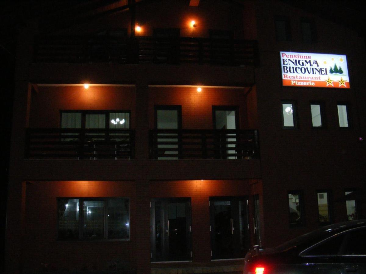 Enigma Bucovinei Otel Vicovu de Jos Dış mekan fotoğraf